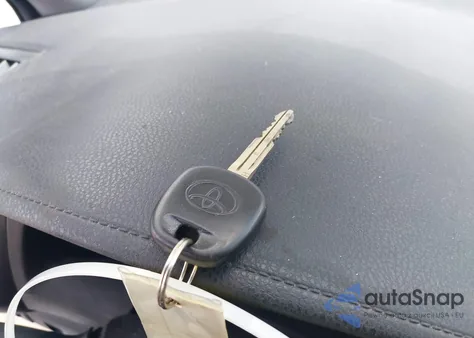 2017 Toyota Corolla L из США, поврежденный, VIN 2T1BURHE3HC841152